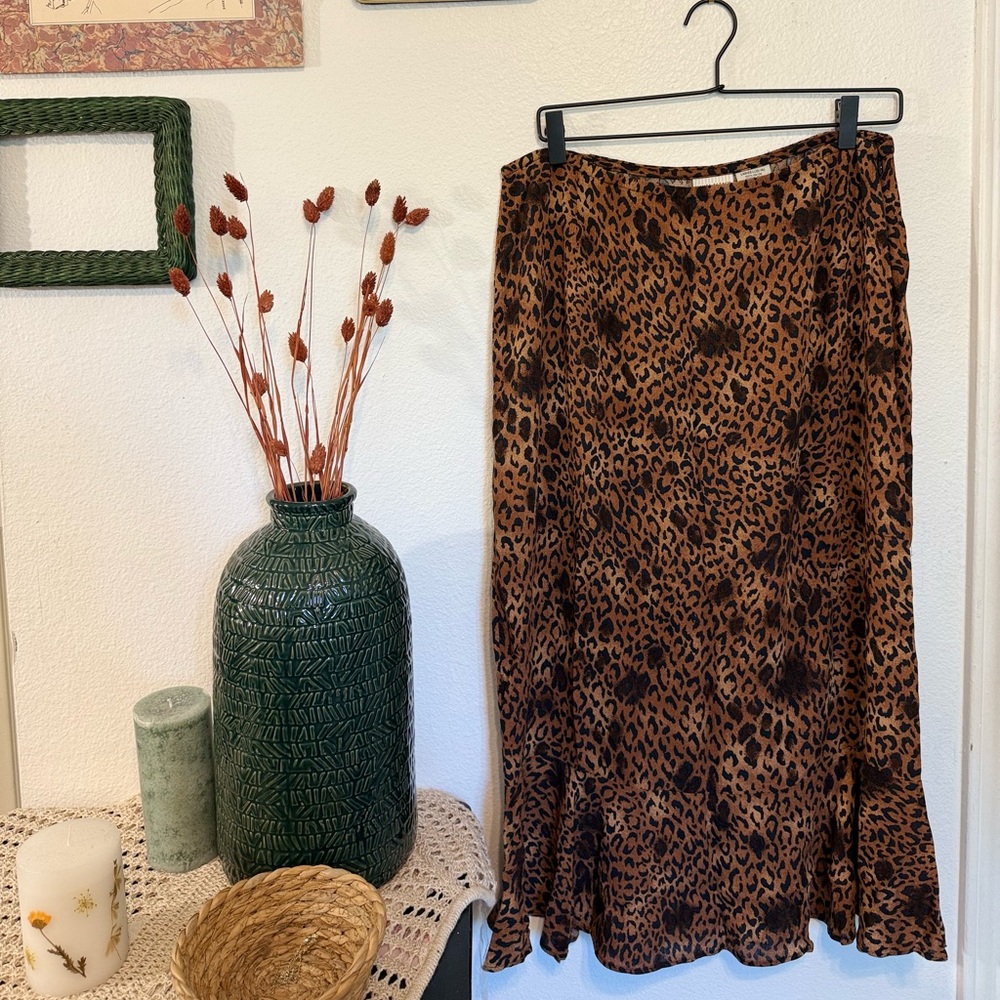 White Stag Brown Leopard Print Maxi Skirt